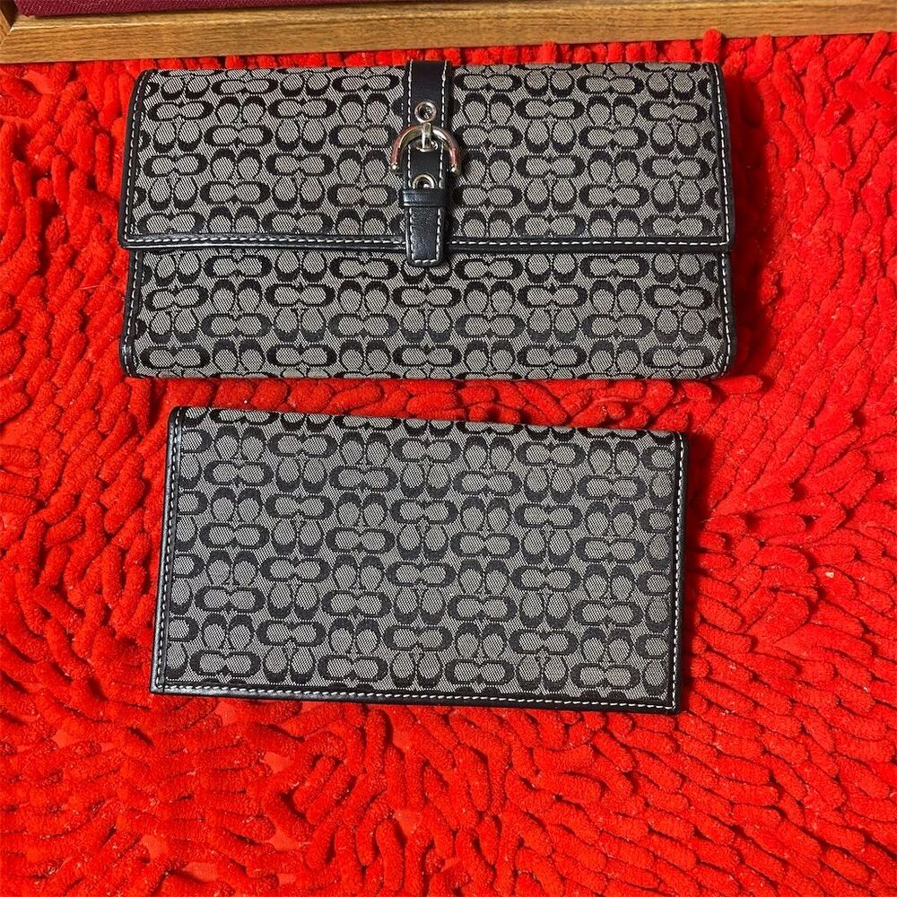 Vintage Coach Women's Black Jacquard Trifold Wallet Checkbook Holder